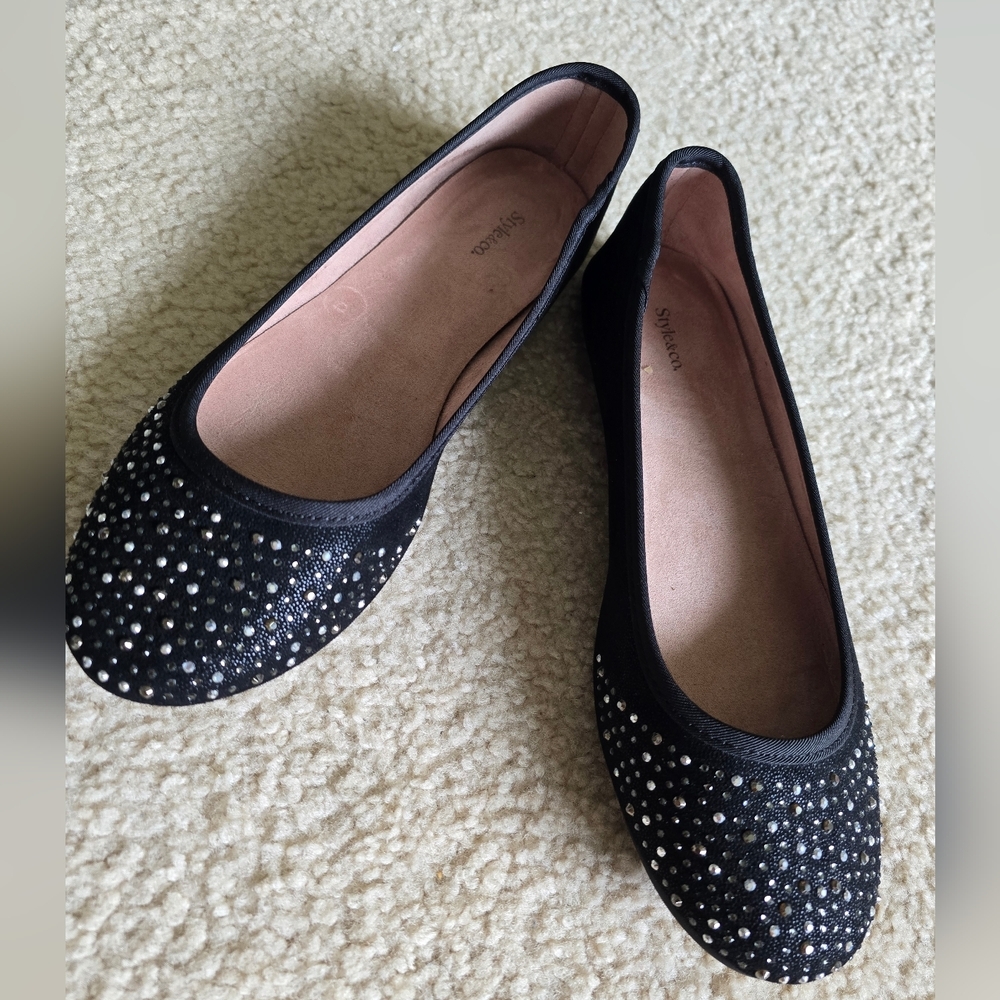 🌈Style & Co. Rhinestone Embellished Front Black Ballet Flats